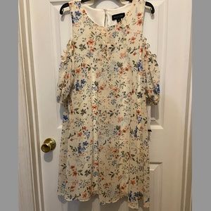 Flowy Floral Long Sleeve Short Dress